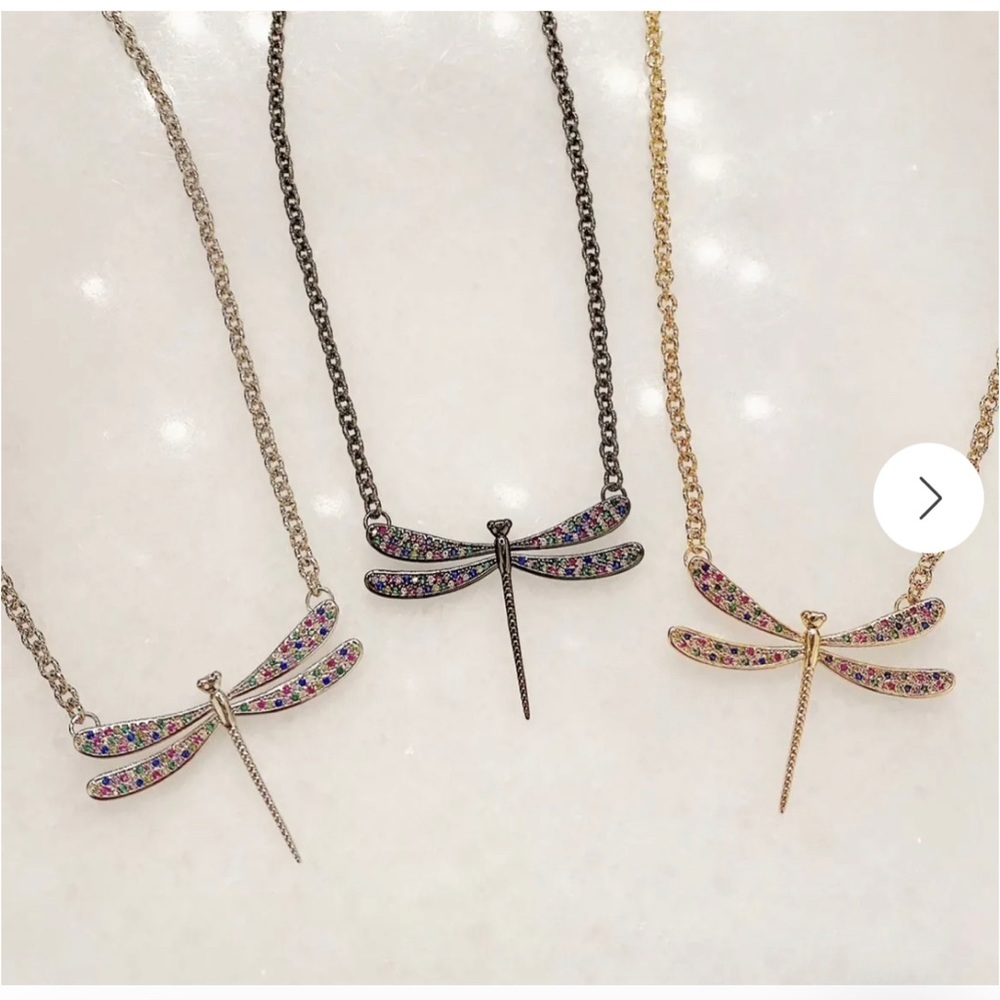 Alexa Rae firefly necklace in gold